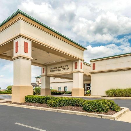 Clarion Inn Frederick Event Center Экстерьер фото