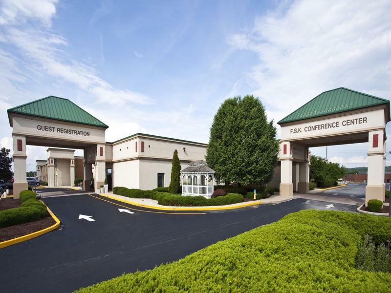 Clarion Inn Frederick Event Center Экстерьер фото